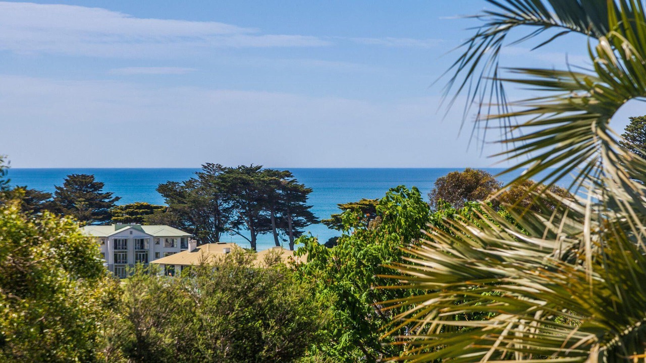 Photo of Others in Lorne