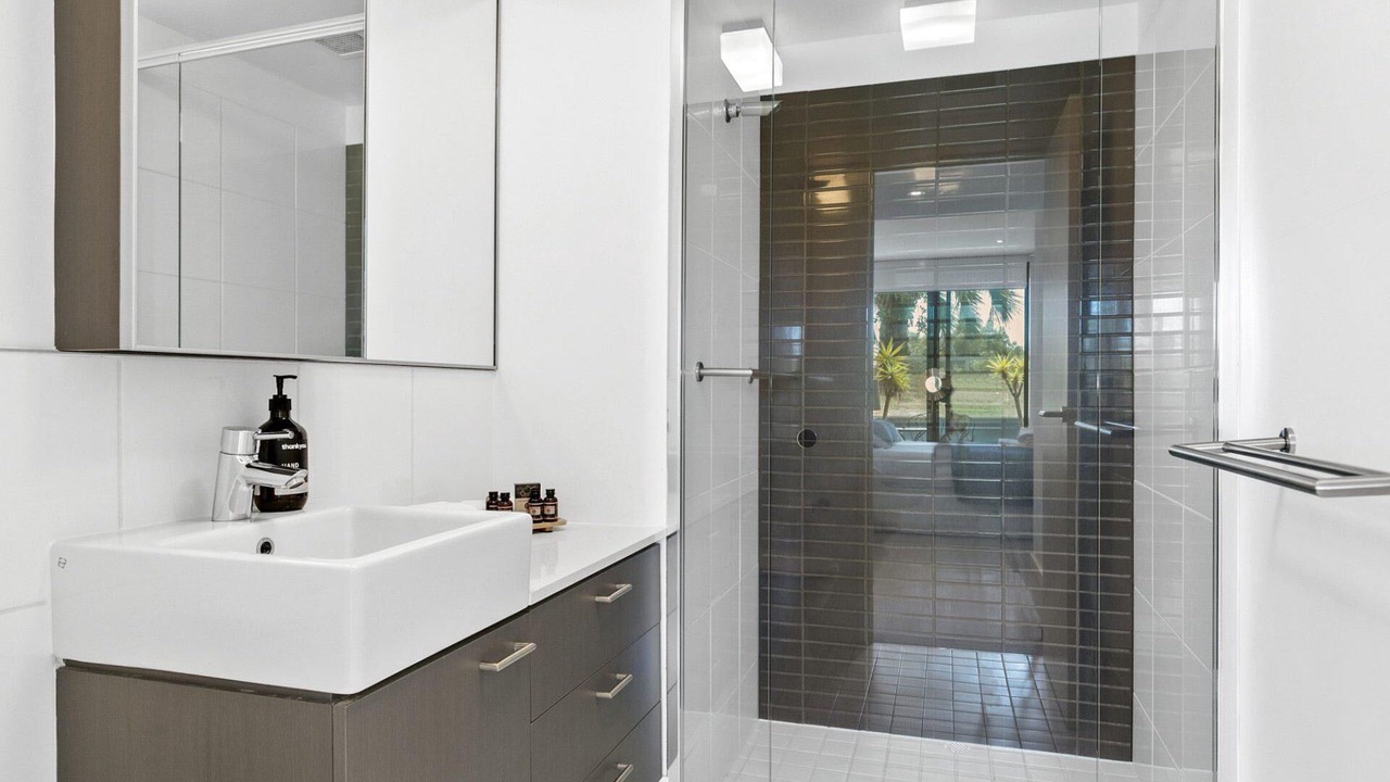 Photo of Bathroom in Lorne