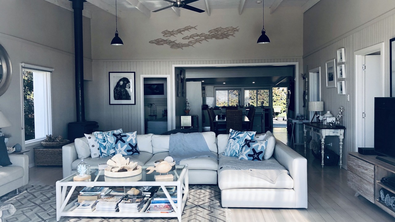 Photo of Livingroom in Binalong Bay