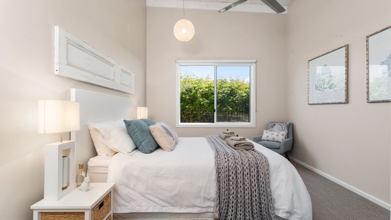 Photo of Bedroom in Binalong Bay