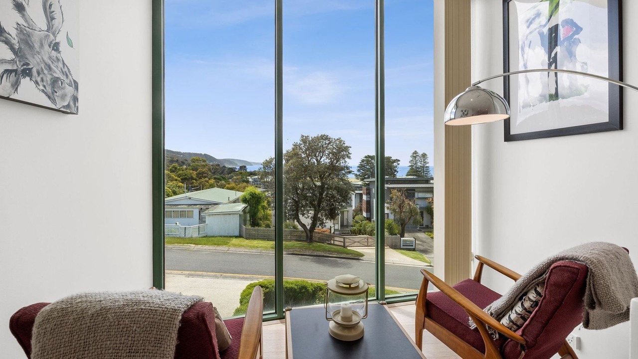 Photo of Others in Lorne