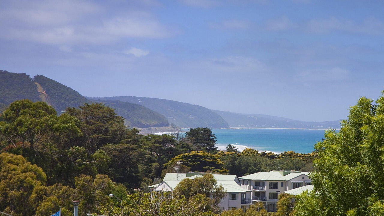 Photo of Others in Lorne