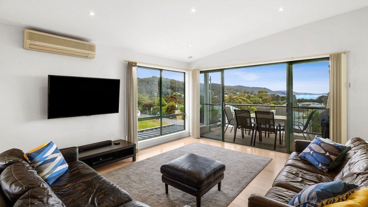 Photo of Livingroom in Lorne