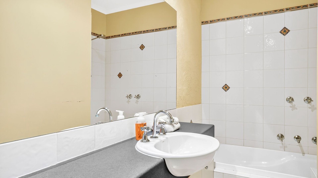 Photo of Bathroom in Apollo Bay