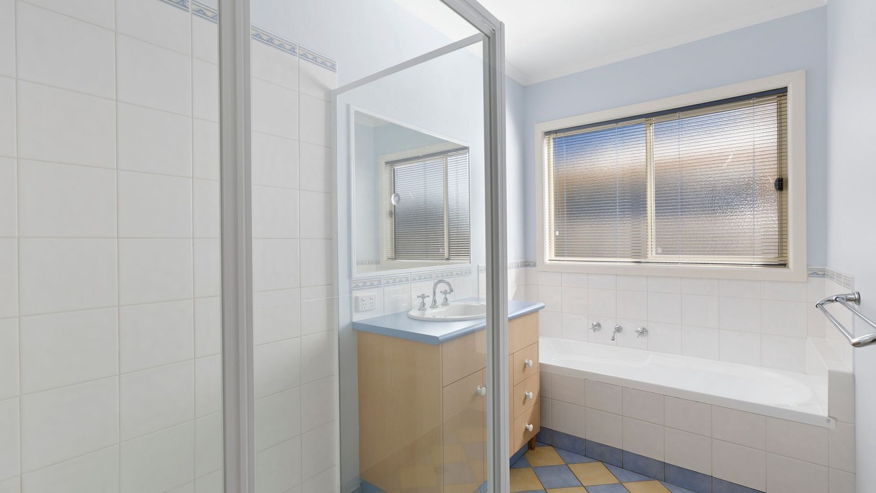 Photo of Bathroom in Apollo Bay