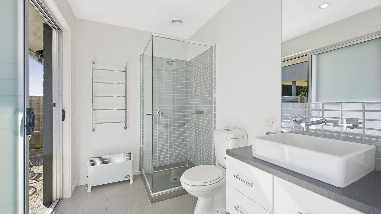 Photo of Bathroom in Apollo Bay