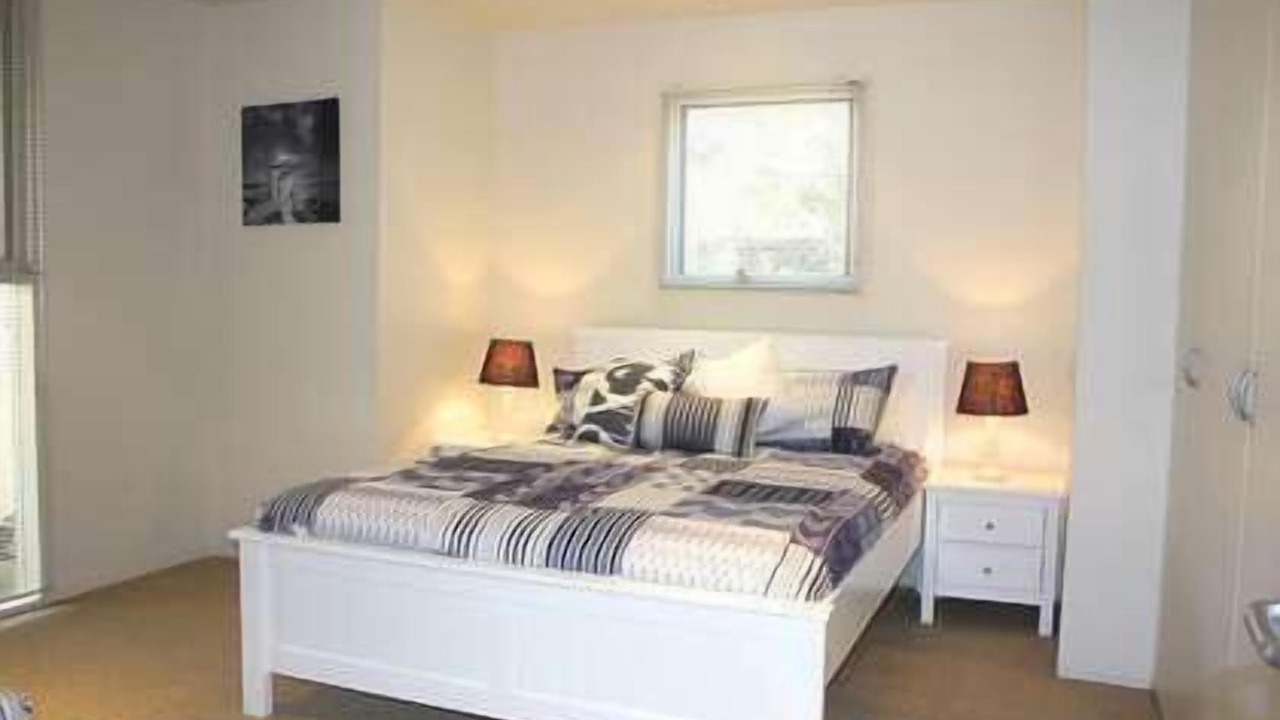 Photo of Bedroom in Point Lonsdale