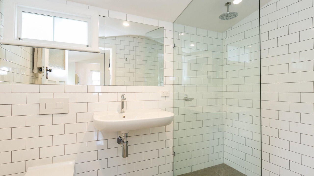 Photo of Bathroom in Lorne