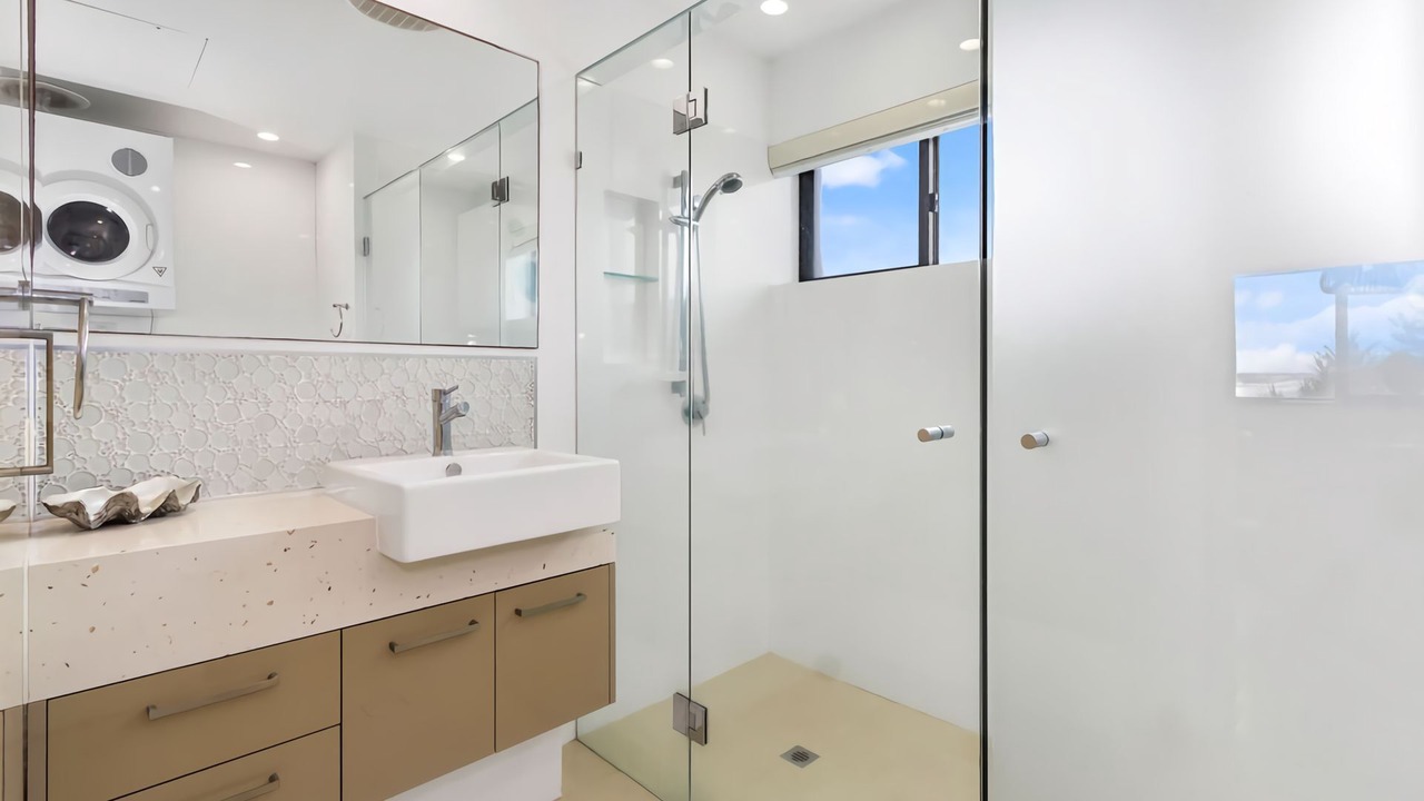 Photo of Bathroom in Hastings Point