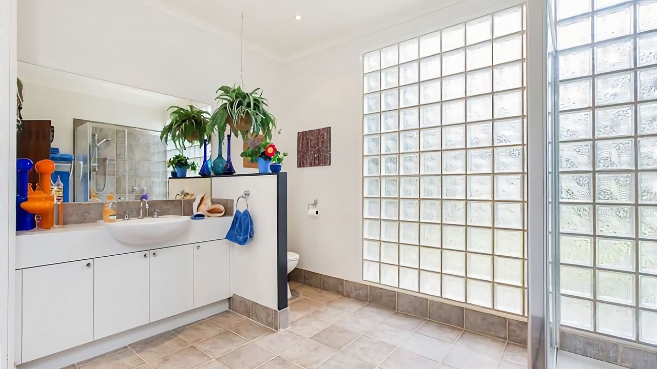 Photo of Bathroom in Balnarring Beach