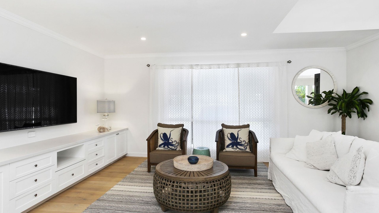 Photo of Livingroom in Burleigh Waters