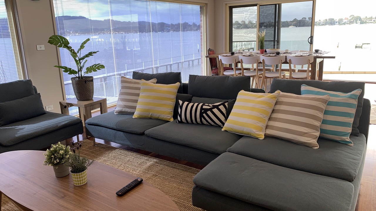 Photo of Livingroom in Point Clare