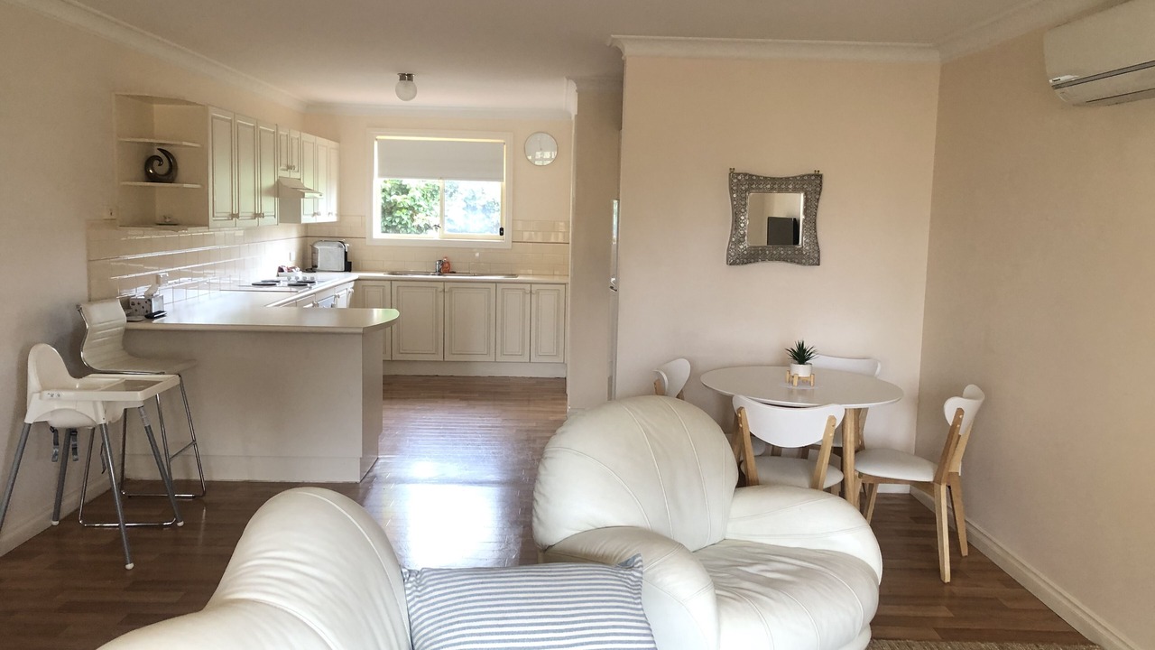 Photo of Livingroom in Milton