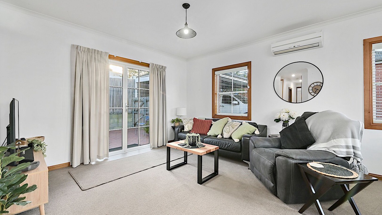 Photo of Livingroom in East Launceston