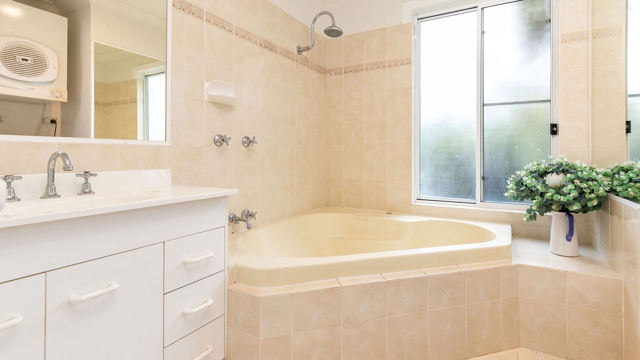 Photo of Bathroom in Boomerang Beach