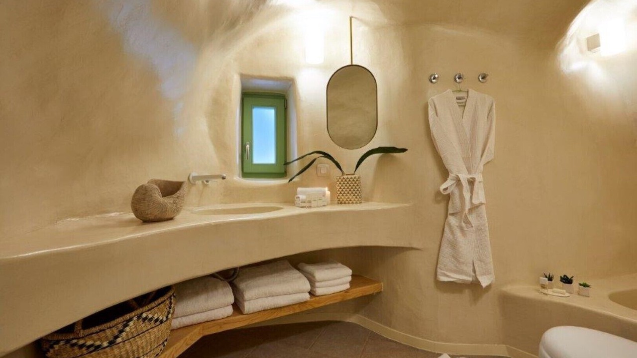 Photo of Bathroom in Imerovigli