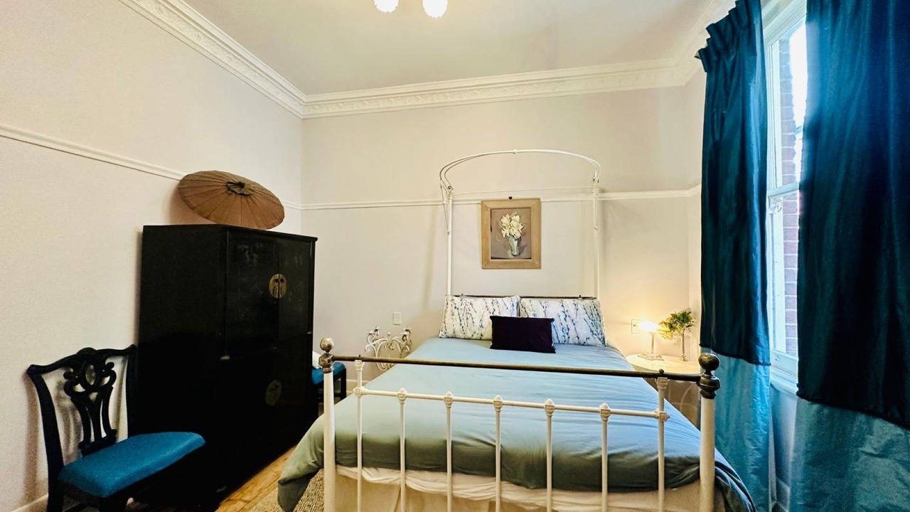 Photo of Bedroom in Elwood
