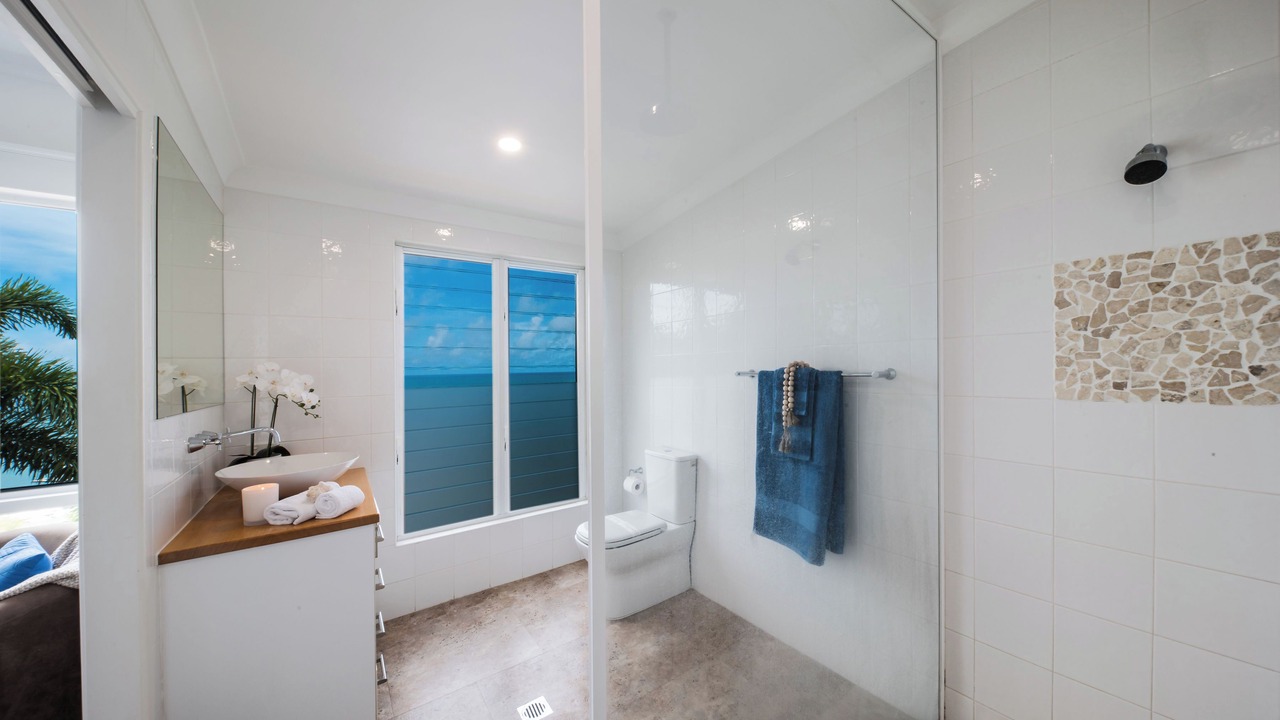 Photo of Bathroom in Airlie Beach