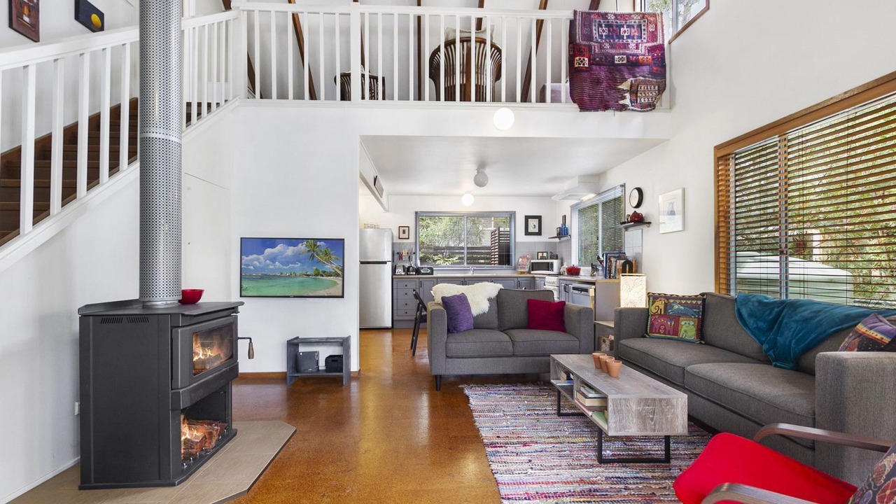 Photo of Livingroom in Mossy Point