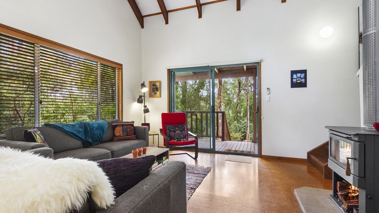 Photo of Livingroom in Mossy Point