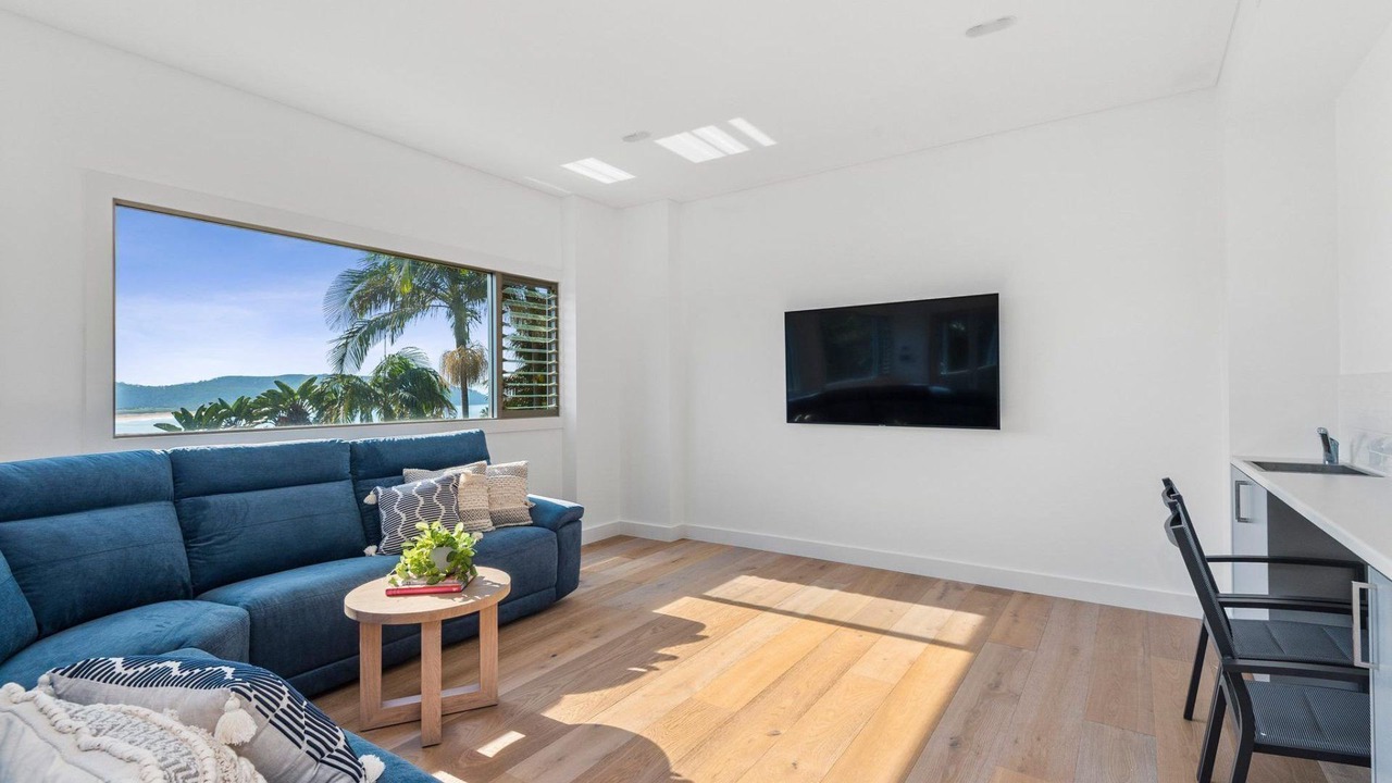 Photo of Livingroom in Palm Beach