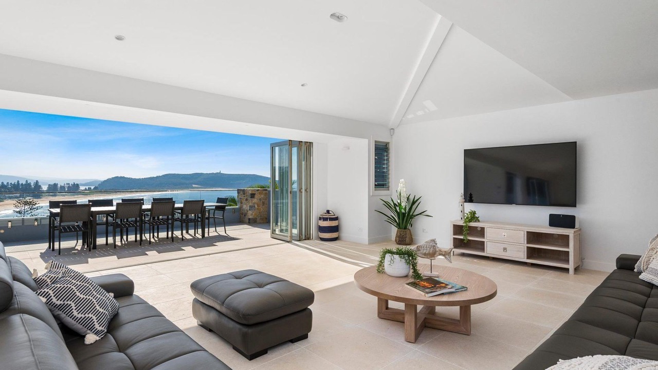Photo of Livingroom in Palm Beach