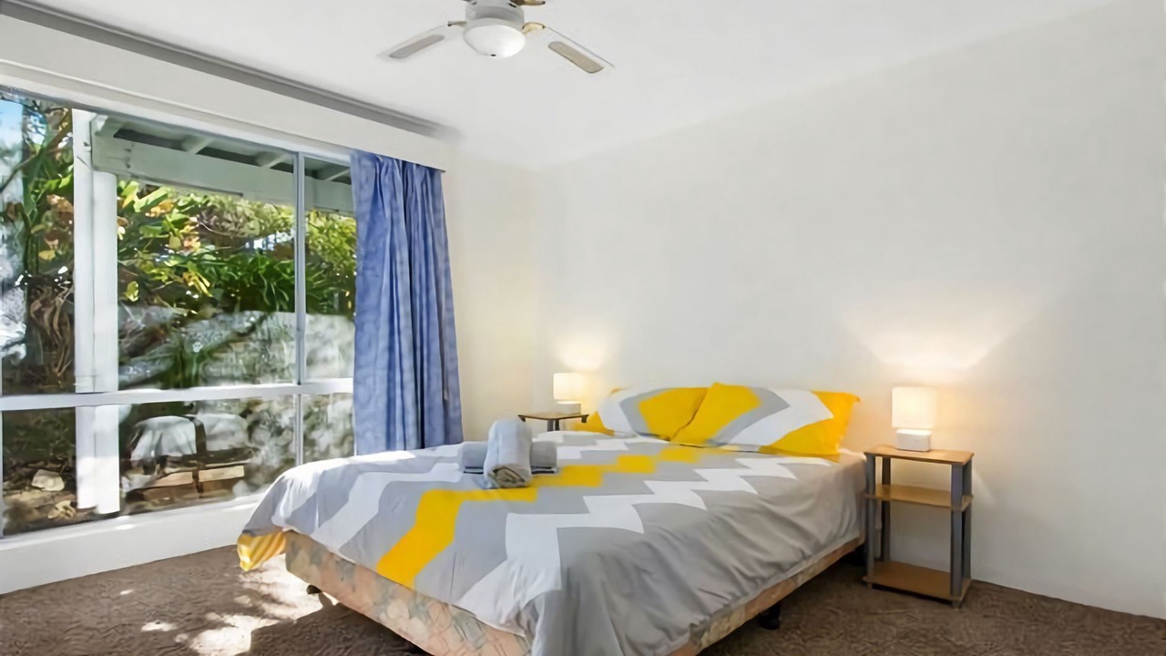 Photo of Bedroom in Denhams Beach