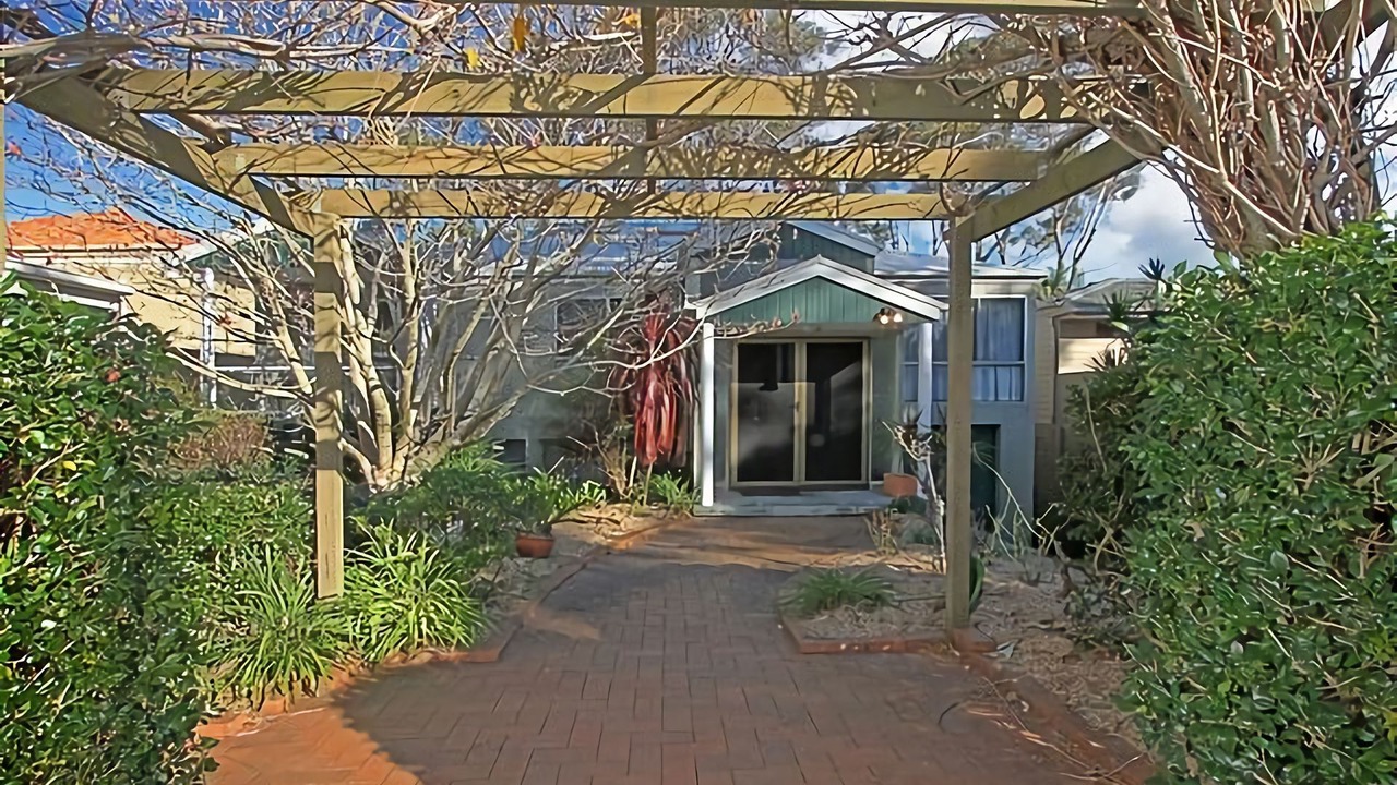 Photo of Outdoor in Denhams Beach