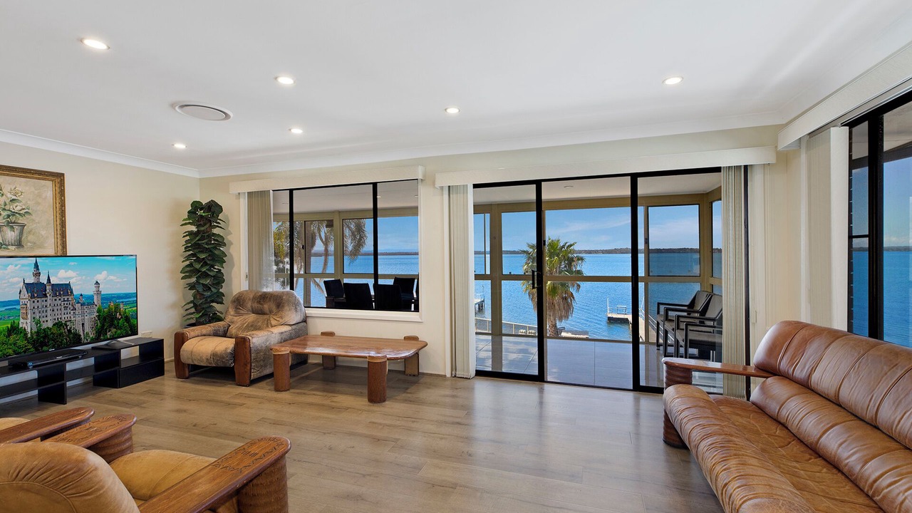 Photo of Livingroom in Toukley