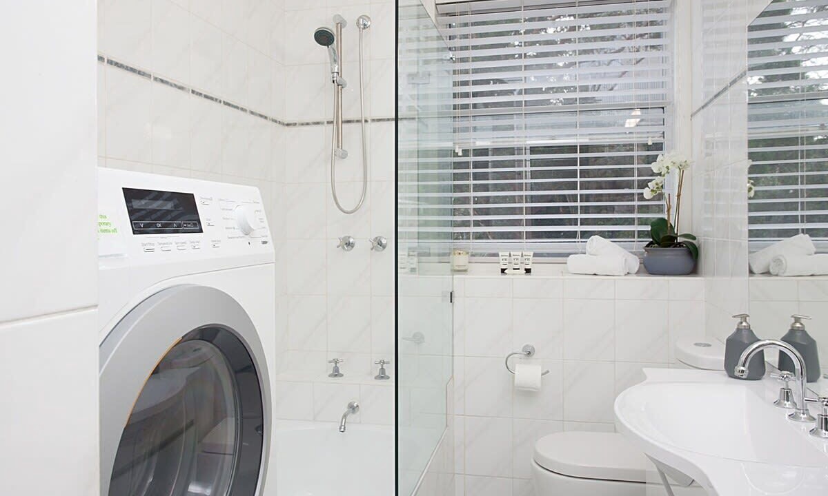 Photo of Bathroom in McMahons Point