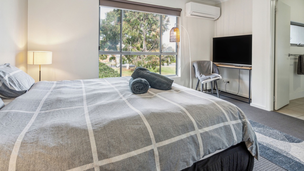 Photo of Bedroom in Kilburn