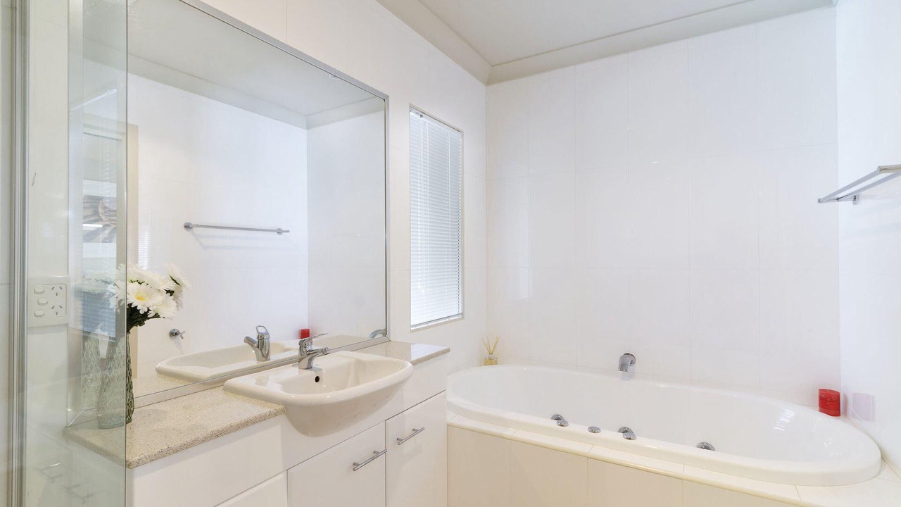 Photo of Bathroom in Tea Gardens