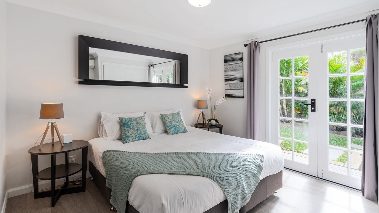 Photo of Bedroom in Cottage Point