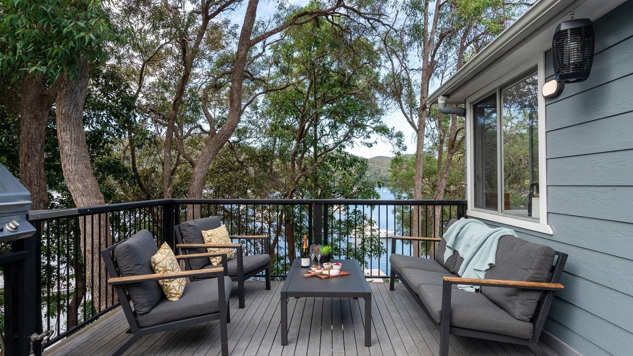 Photo of Patio Balcony in Cottage Point