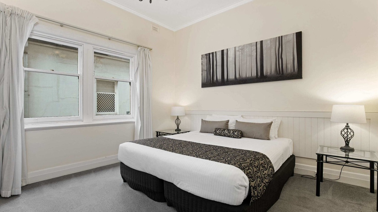 Photo of Bedroom in Glenelg