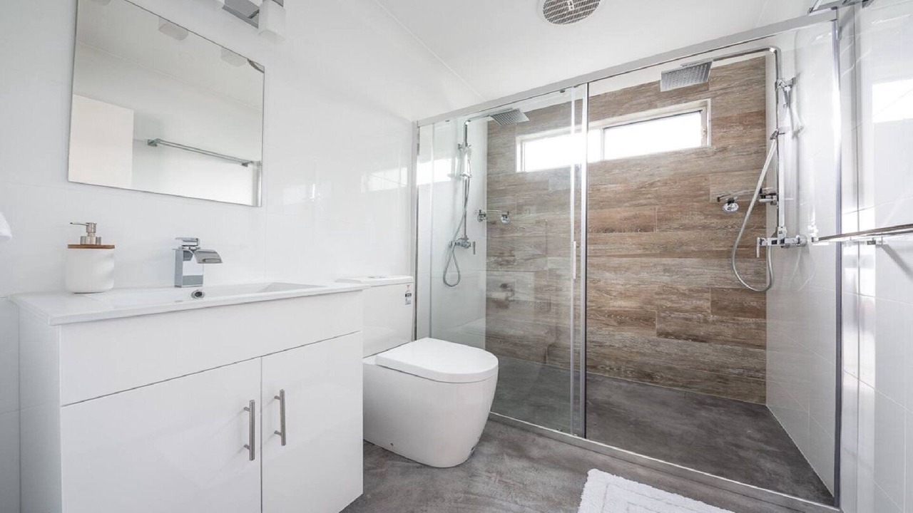 Photo of Bathroom in Point Clare