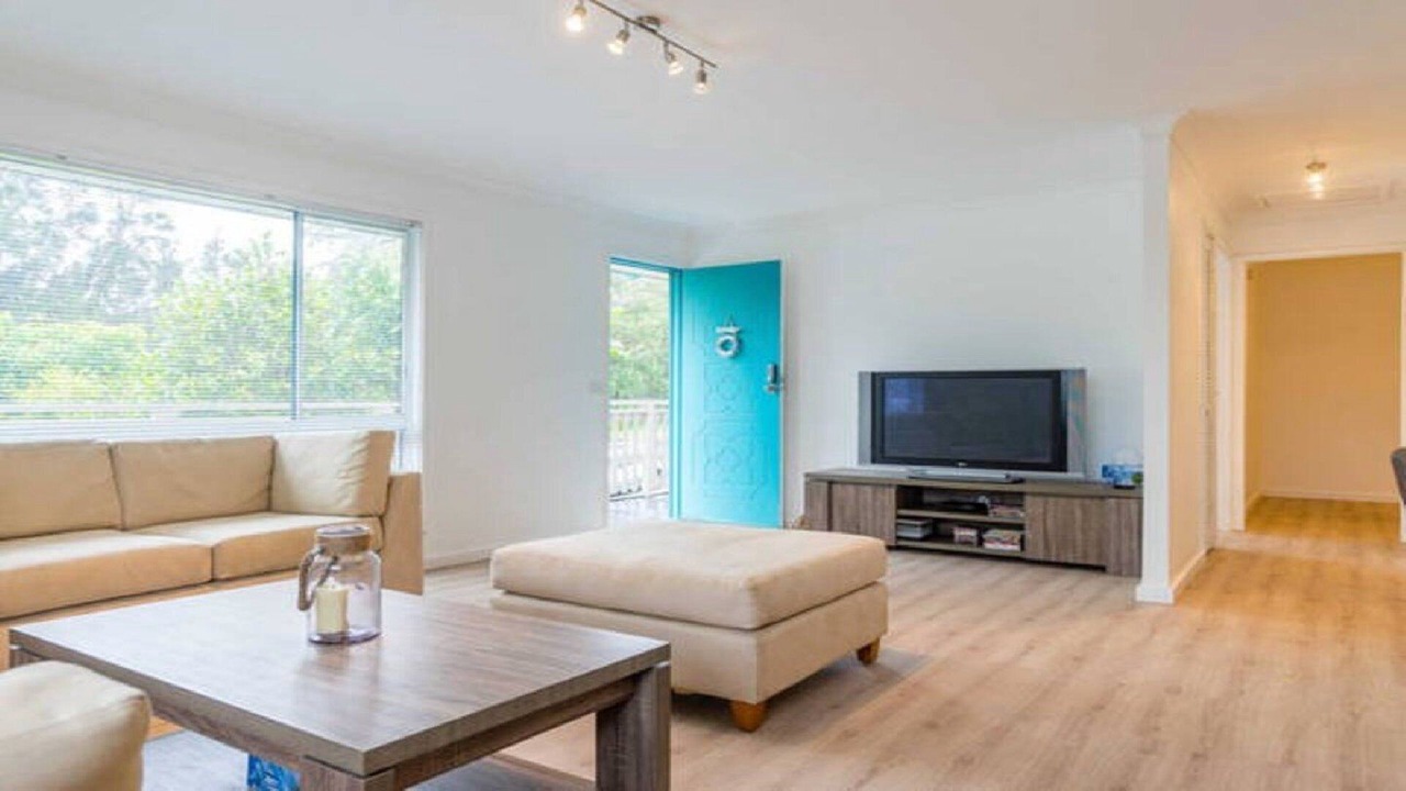 Photo of Livingroom in Point Clare