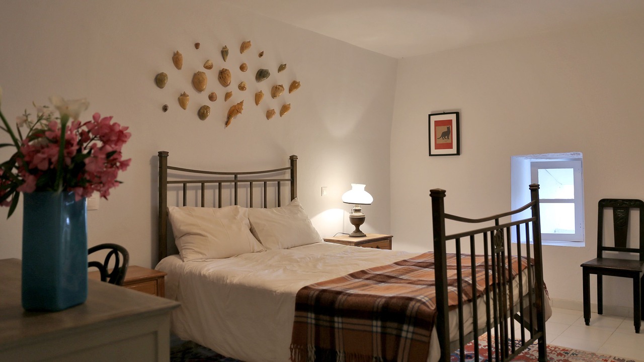 Photo of Bedroom in Apikia