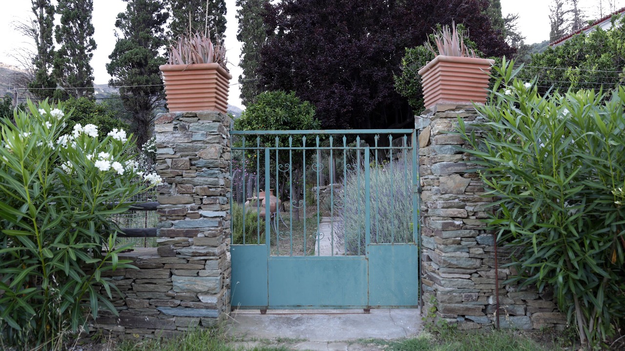 Photo of Outdoor in Apikia