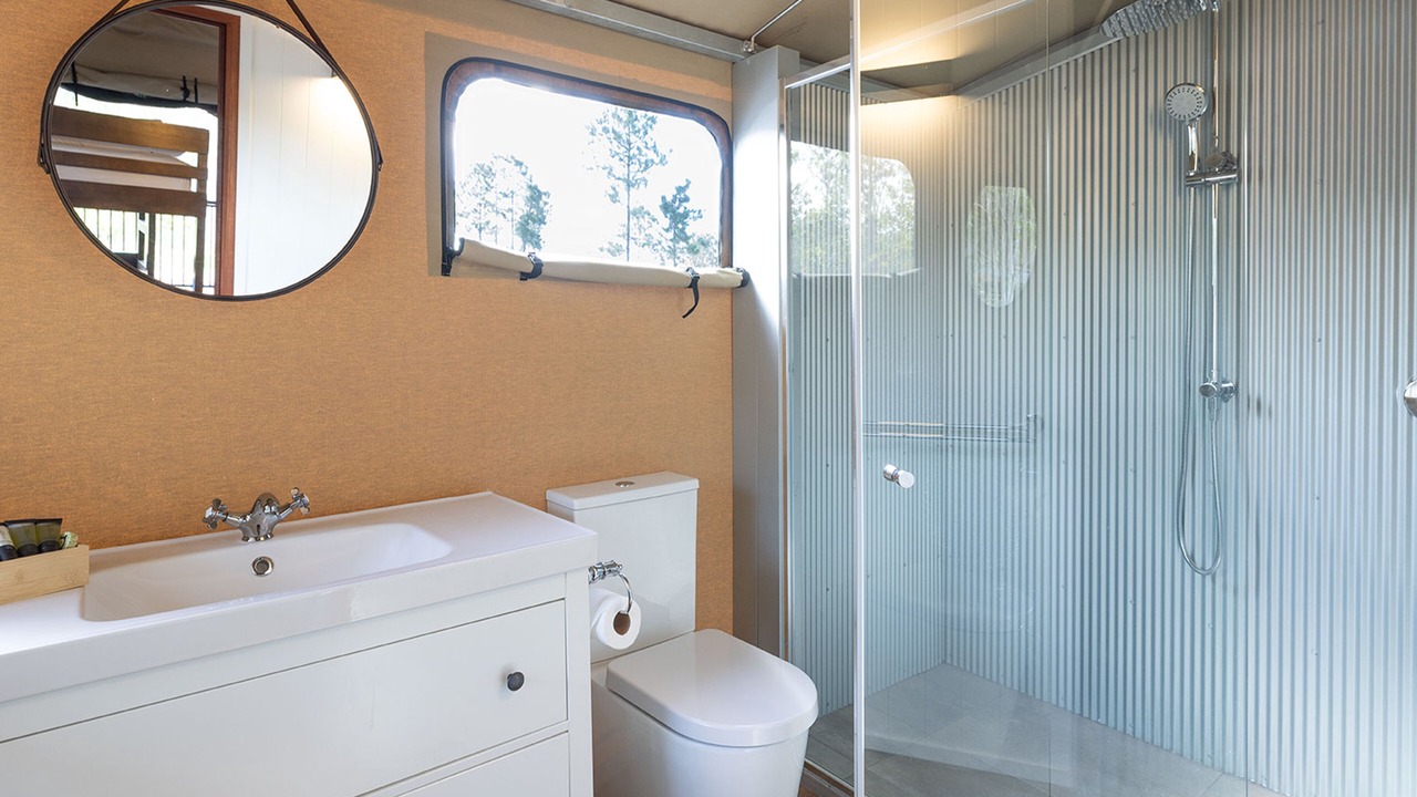 Photo of Bathroom in Oxenford