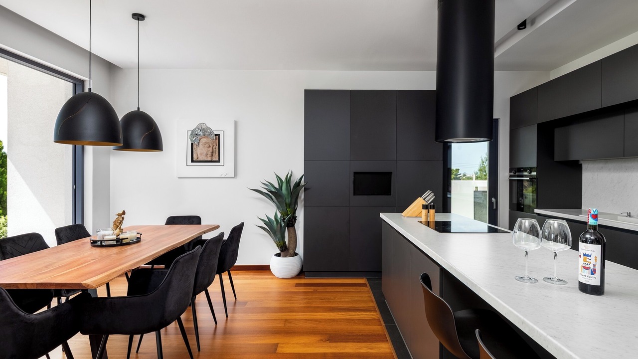 Photo of Kitchen in Petaloudes