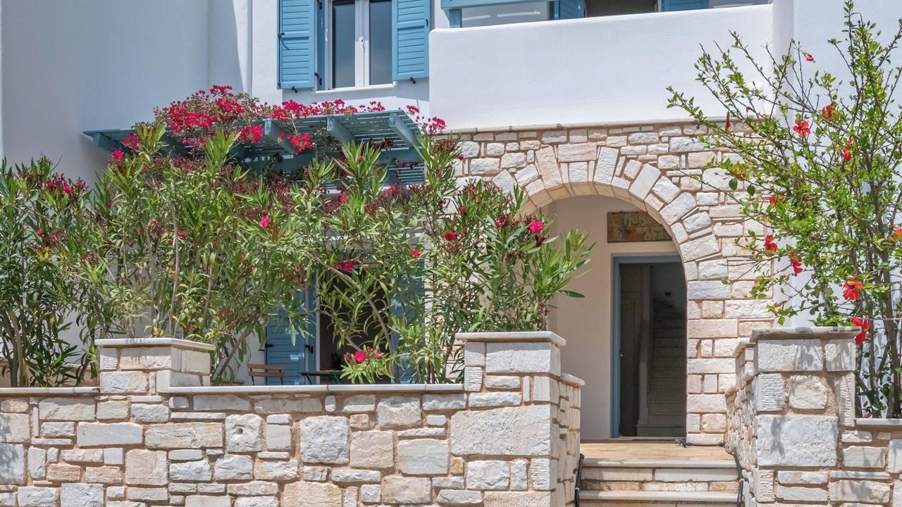 Photo of Outdoor in Aliki