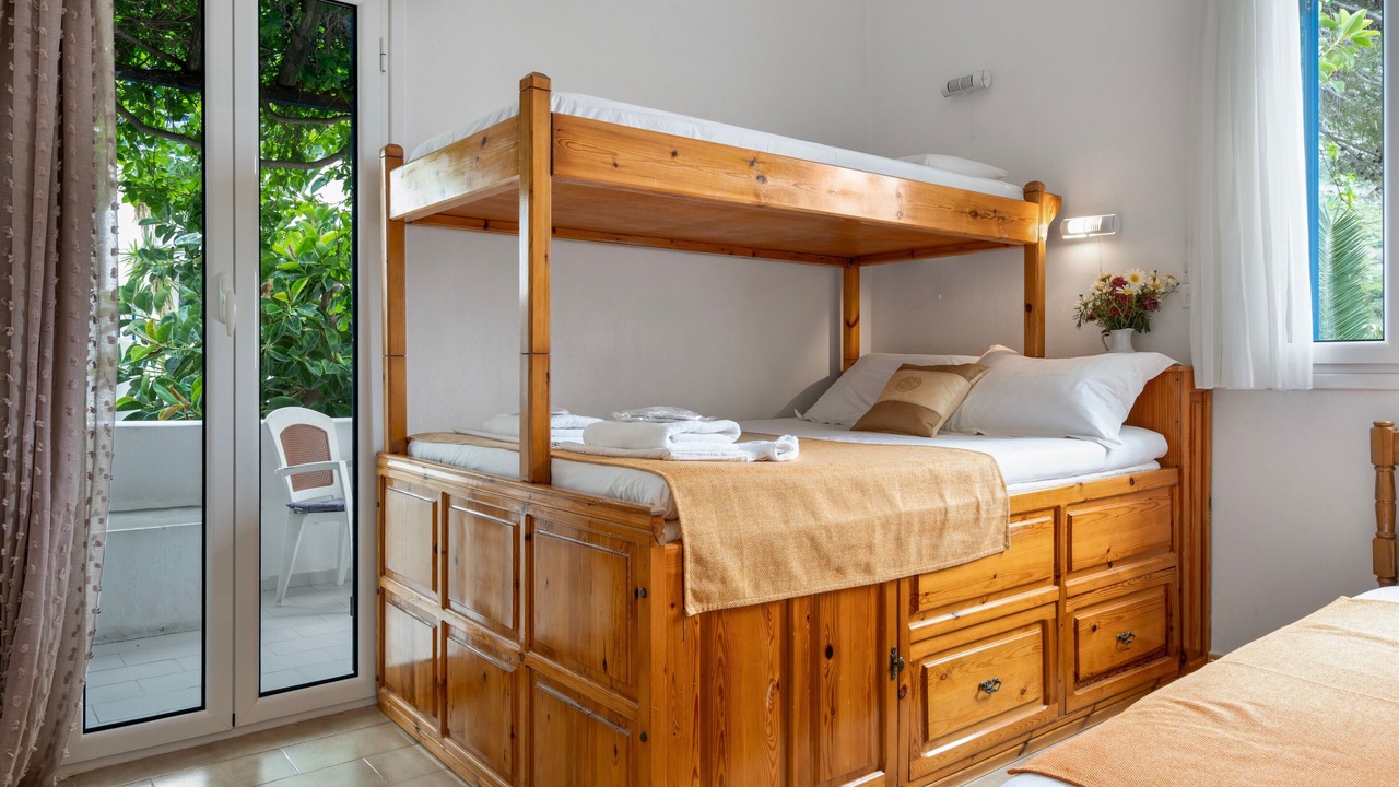 Photo of Bedroom in Aegiali
