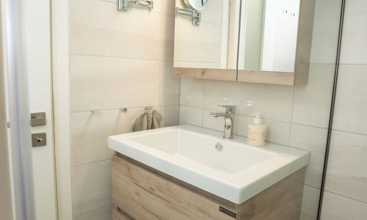 Photo of Bathroom in Petaloudes