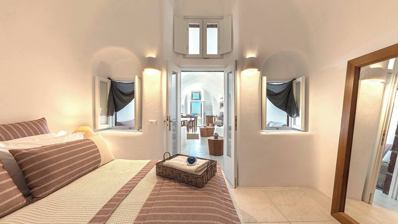 Photo of Bedroom in Imerovigli