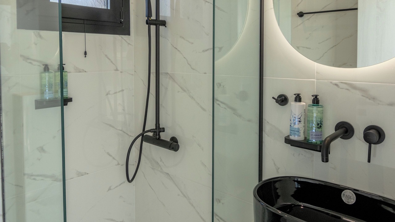 Photo of Bathroom in Agios Ioannis