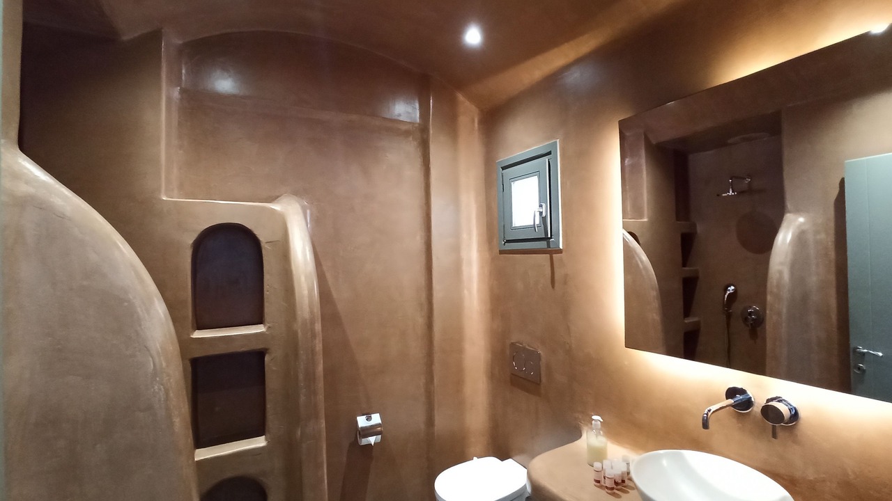 Photo of Bathroom in Vothon