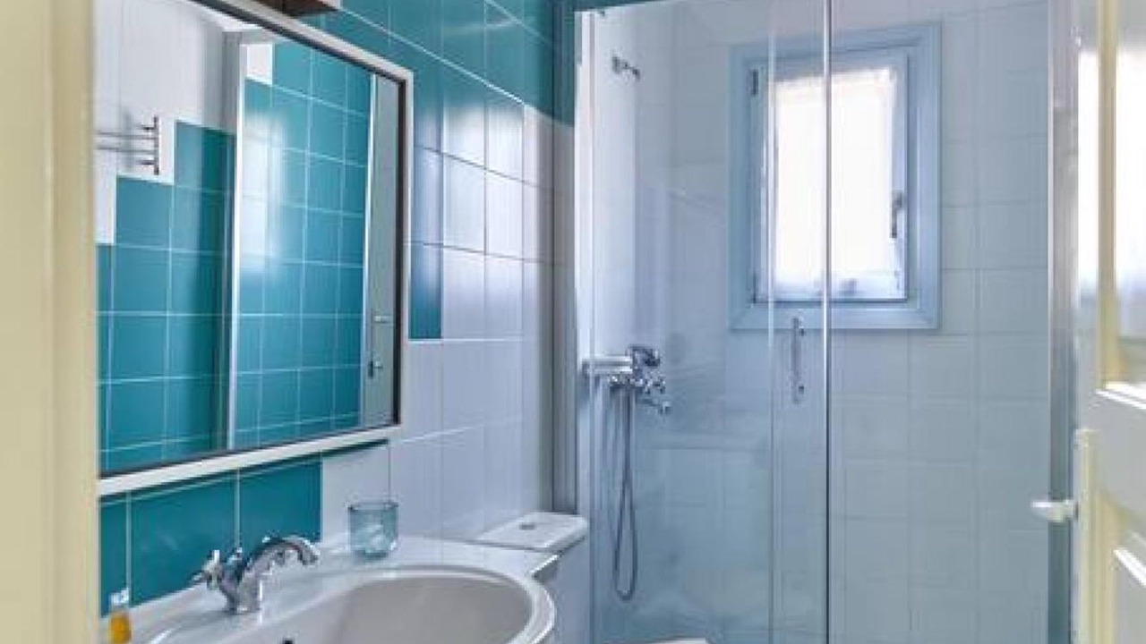 Photo of Bathroom in Paros