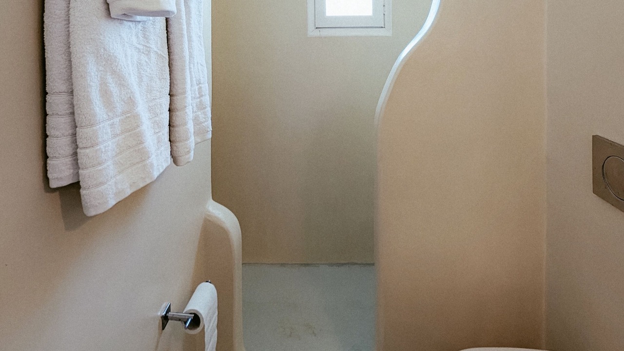 Photo of Bathroom in Aliki