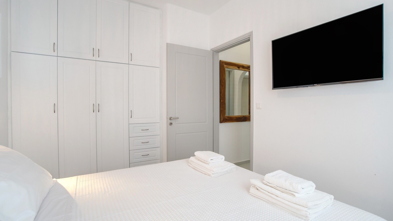 Photo of Bedroom in Nea Cryssi Akti